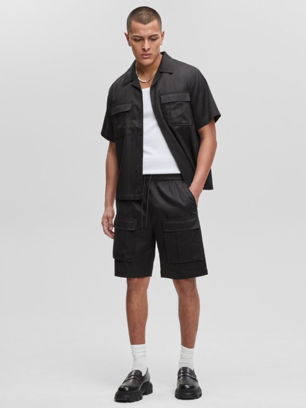 Mode of One Men's Multi-Pocket Shorts, Exclusively at Macy's - Deep Black   NWT